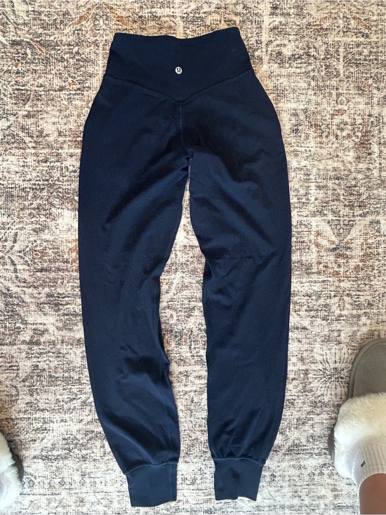 lululemon athletica Pants - lululemon athletica Navy High-Rise align Jogger Pants size 2
